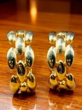 1990s Givenchy Polished Gold Weave hoop Earrings Pierced